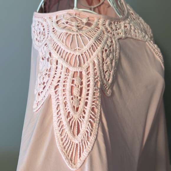 Top - Picture 4 of 4